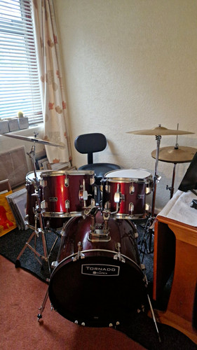 Mapex tornado acoustic drum - tornado,