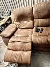 Harvey’s Recliner Sofa 3