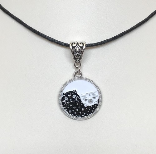 Yin yang black and white - a,