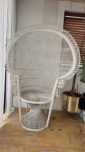 Vintage peacock chair white - vintage,