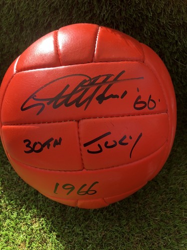 World cup 1966 football - cup, hand