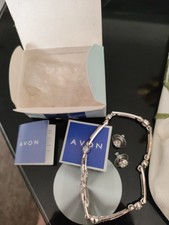 Avon Jewellery Set