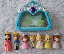 Disney Sofia The First Playset Carry Case & x7 Dolls Disney Princess Rare