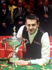 MARK SELBY - WORLD CHAMPION SNOOKER PLAYER - EXTRA LARGE SIGNED PHOTO