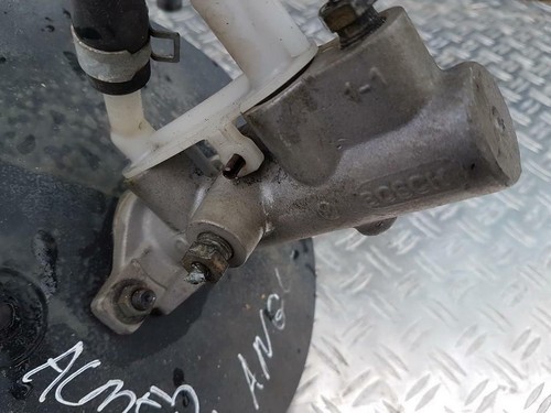 Brake master cylinder for - ,