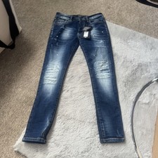 Alessandro Zavetti 28