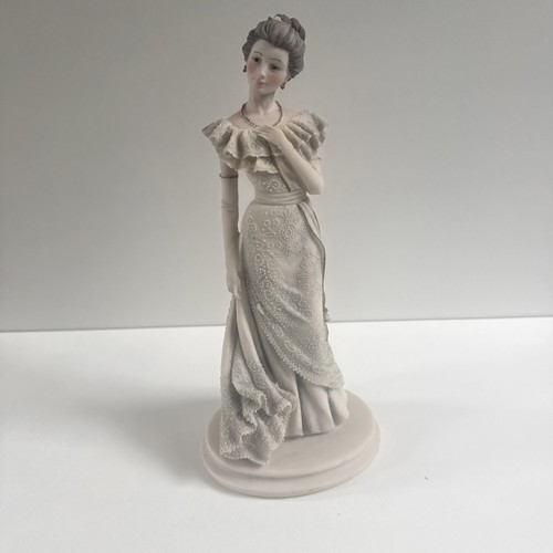 1990 belcari figurine - 1990,