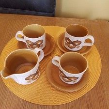 7  Vintage Royal Worcester Palissy Kalabar 3 X  Cups &  3 X  Saucers & Milk Jug 