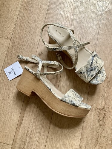 Oysho strappy clogs - oysho, mules