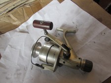 V good daiwa long cast regal Z