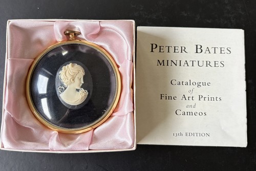 Peter bates lady cameo - peter,