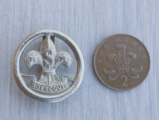 A Senior Scouts post 1947 die stamped circular maroon beret badge - rear slider