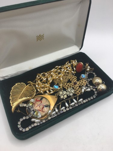 Job lot vintage gold tone - job,