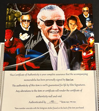 Stan Lee Signed 8x10 Photo