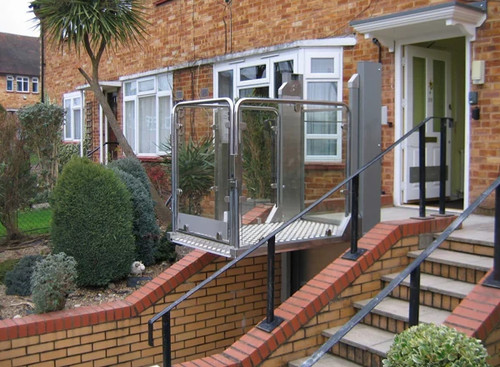 External platform lift - external,
