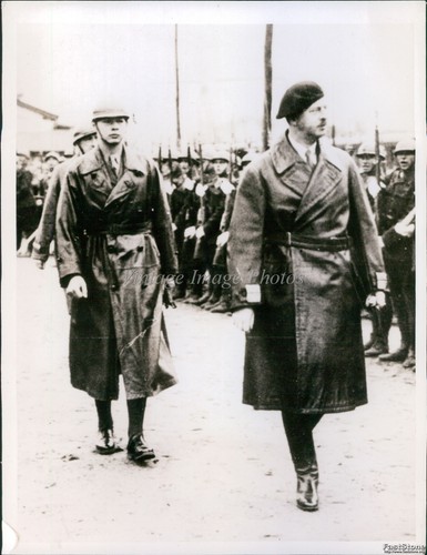 Italian military official - italian,