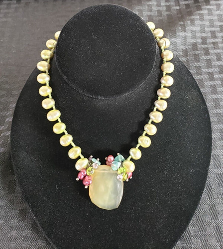 Vintage light green freshwater - light,