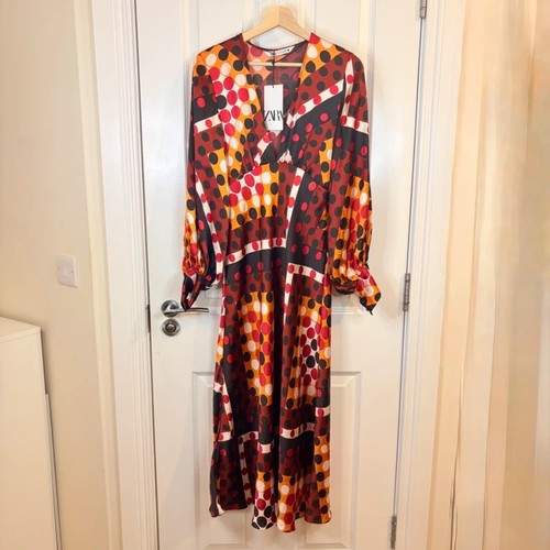 Zara size small burgundy - , polka