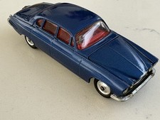 Corgi 238 jaguar mark - 238,