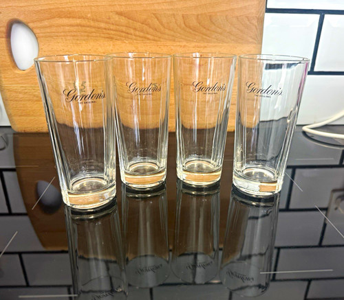 Gordon highball drinking - highball,