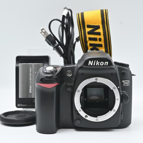 Nikon d80 digital slr - mp,