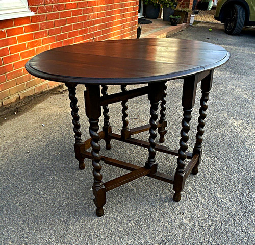 Oval oak drop leaf dining - oak,