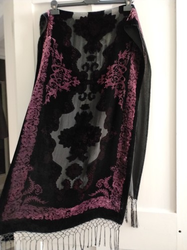 Black purple velvet wrap - black,