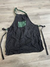 apron with pocket 
