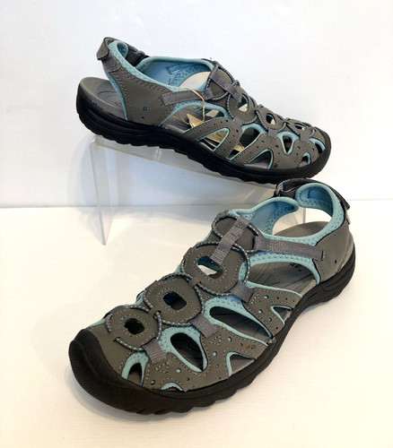 Earth spirit size 10m - 10m, gray