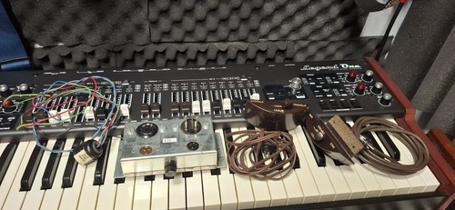 Hammond organ leslie connector - hammond,
