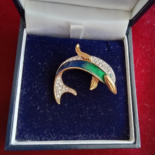 Pretty vintage enamel - pretty,
