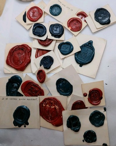 Antique collection wax - 30,