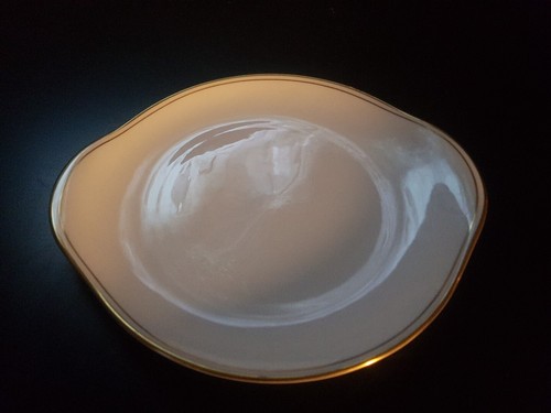 Royal doulton gold - royal,