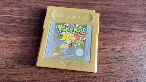 Pokemon gold nintendo game - pokemon:, (nintendo