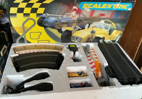 Scalextric caterham cup - scalextric,