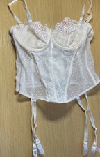 36A BASQUE UNDERWIRED