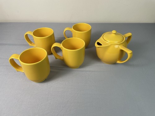 Wade dignity yellow tea - yellow,