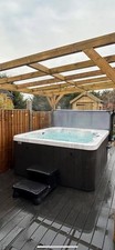 Hot Tub 1.8 x 1.8 M With Lid