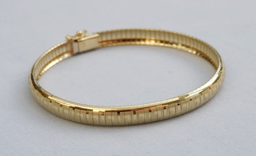 9ct yellow gold 8 - 7, 5/8"