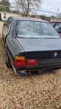 Bmw E34 525i  BREAKING