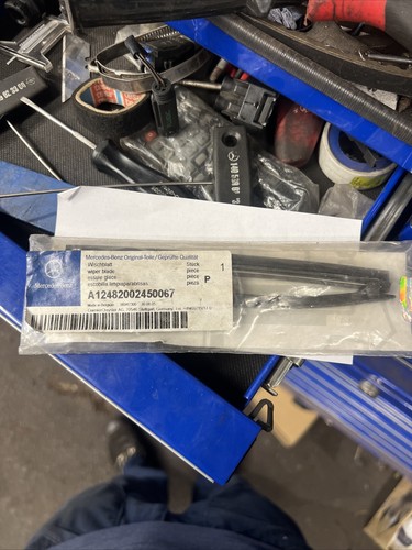 Mercedes w124 headlamp - w124, wiper