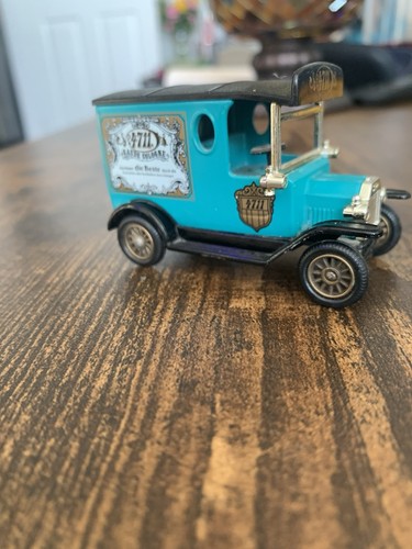Lledo diecast car - lledo,