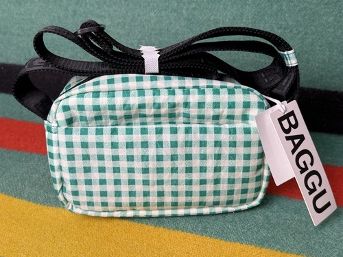 Baggu green gingham camera - baggu,