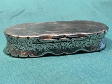 ANTIQUE VICTORIAN SOLID SILVER TABLE SNUFF BOX