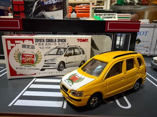 Tomica limited toyota corolla - tomica,