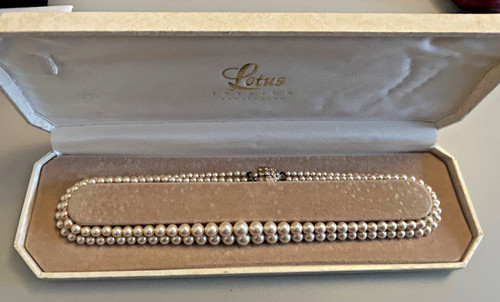 Vintage lotus faux pearl - lotus,