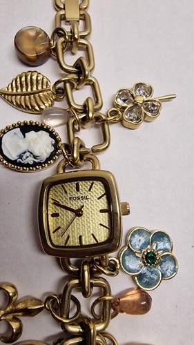 Fossil women big tic charm - big,