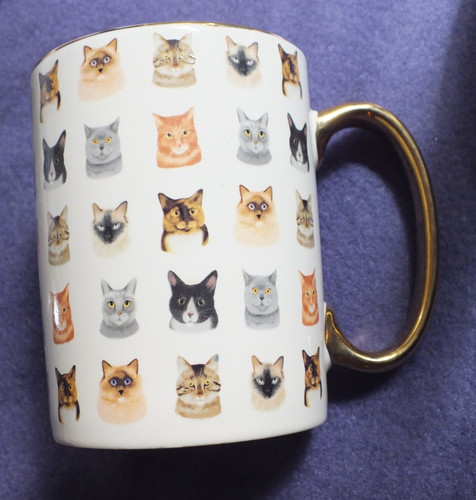 Large ceramic coffee mug with