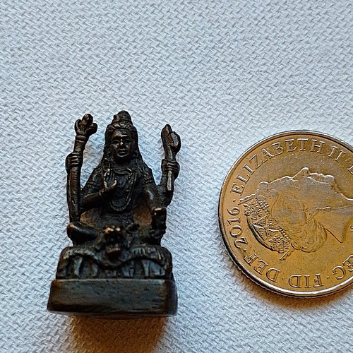 Small metal seated multi - metal,