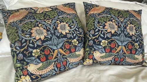 William morris strawberry - morris,